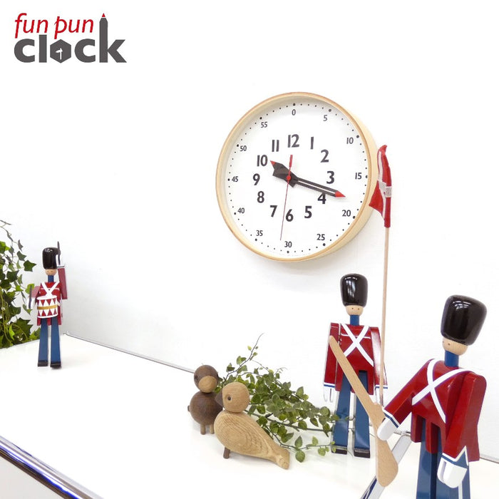 fun pun clock M